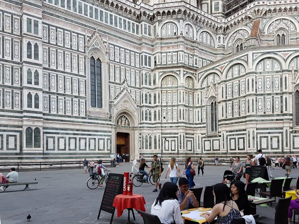 Café tables on Piazza del Duomo
